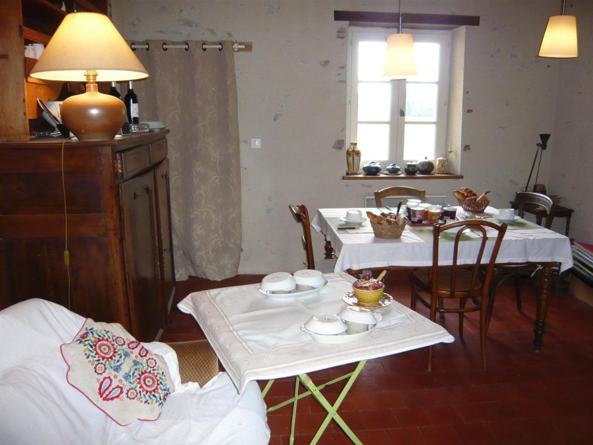 Bed and Breakfast La Thibaude - Livry Livry  Exterior foto
